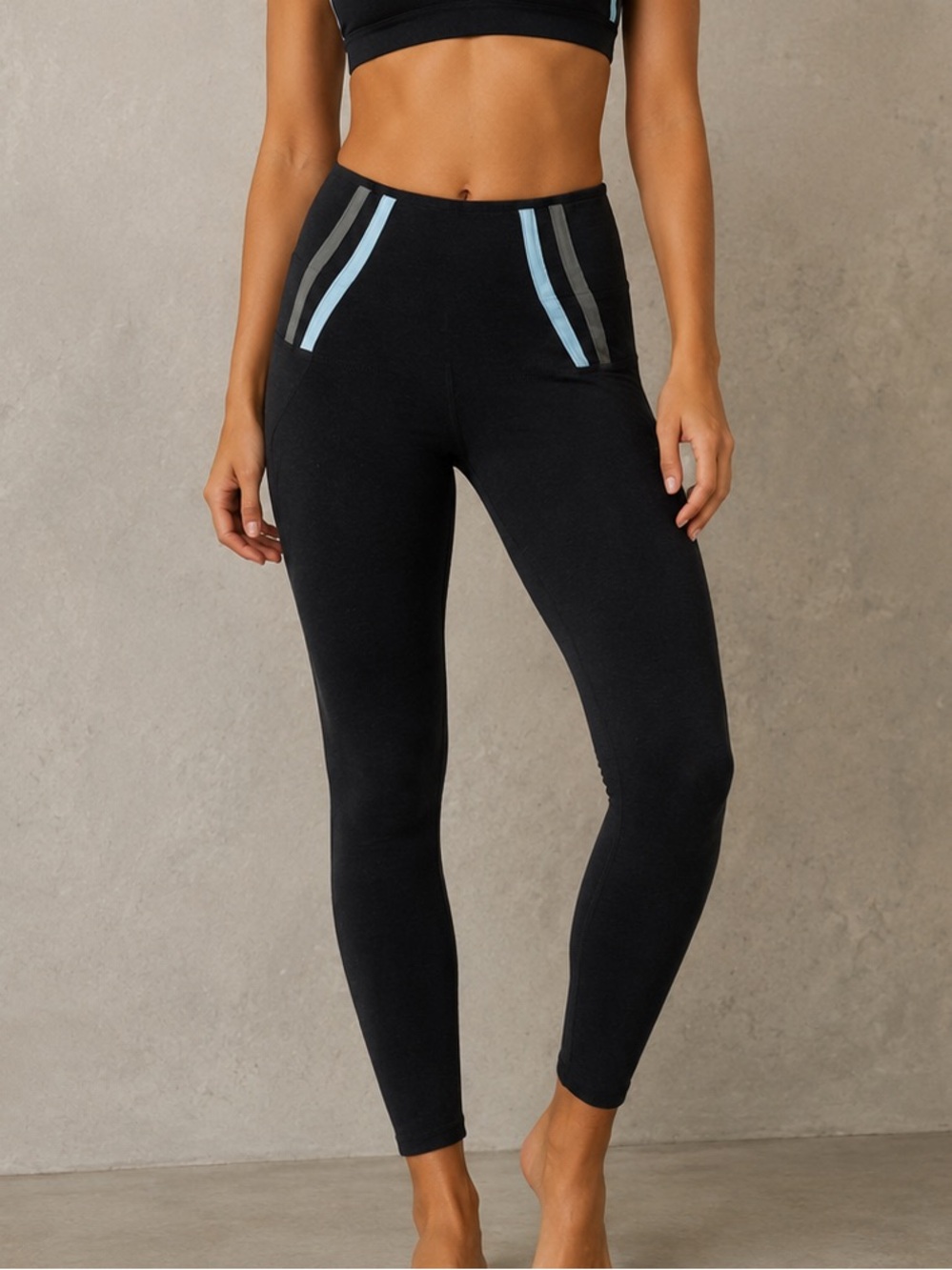 Beyond Yoga Stripe Down Spacedye Leggings in Black